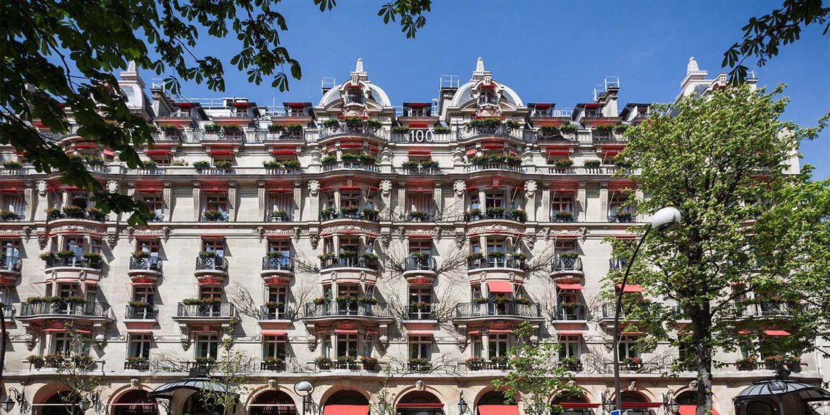 Отель в париже плаза