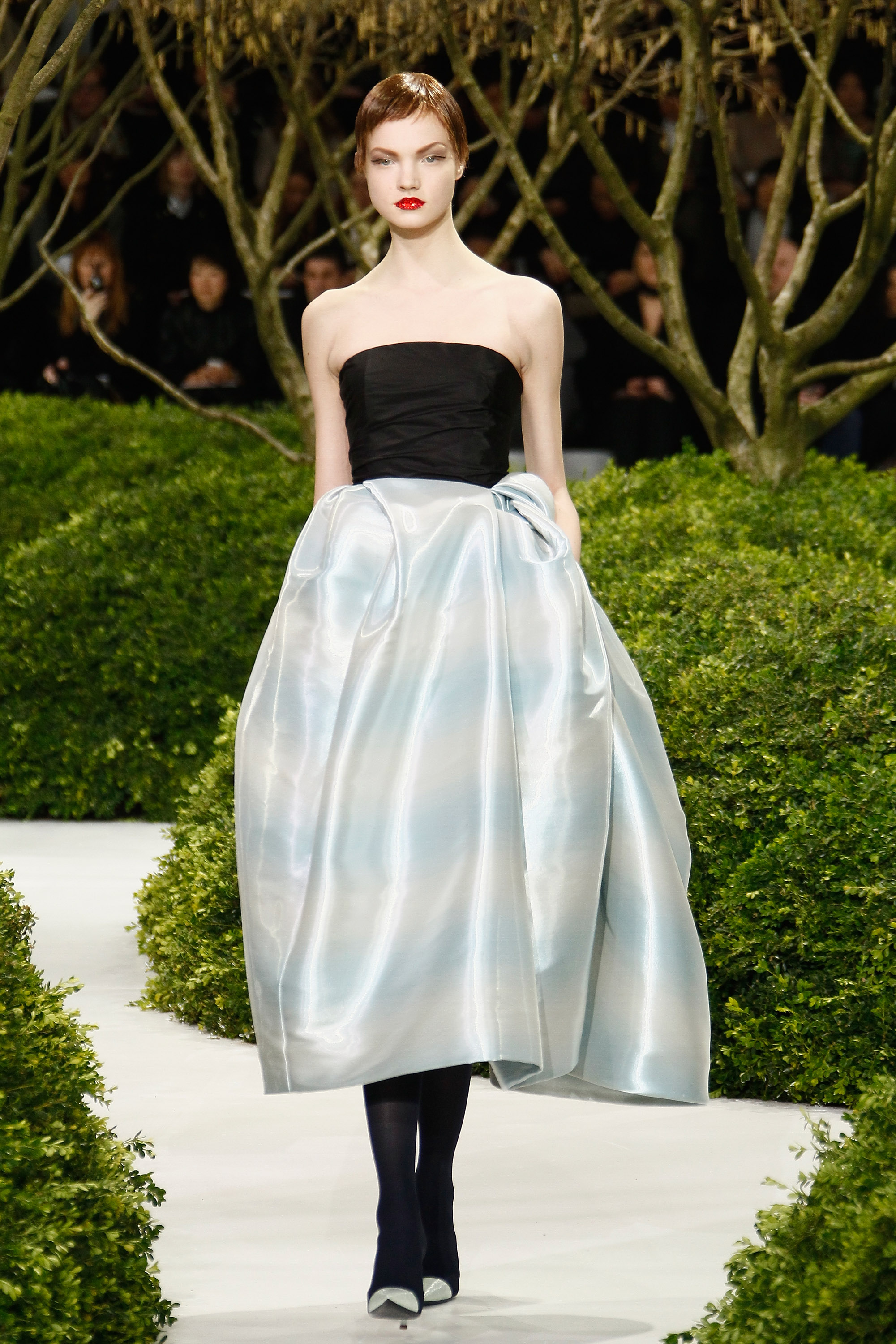 Christian dior. Кристиан диор. Кристиан диор 2022. Dior Кристиан. Christian Dior Haute Couture 2013.