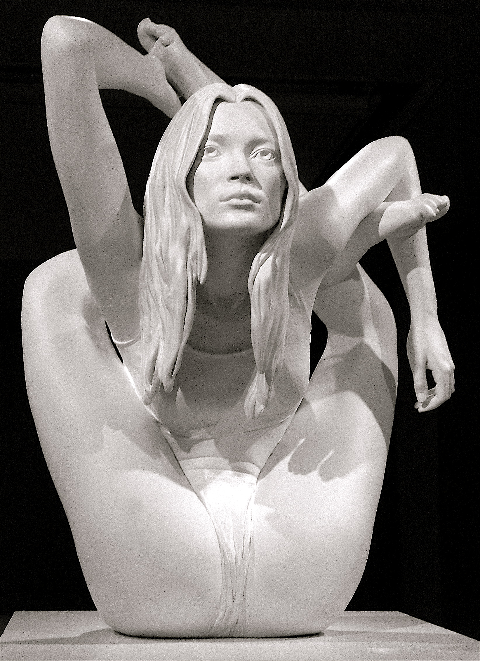 голая женская скульптура фото 47